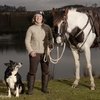 Британка спасла лошадь, отправившись с ней в путешествие 