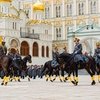 Впервые в церемонии развода конного караула в Кремле примет участие девушка