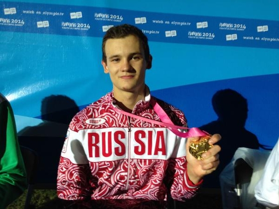 Юношеская олимпиада: россиянин стал золотым призером личного первенства по пятиборью