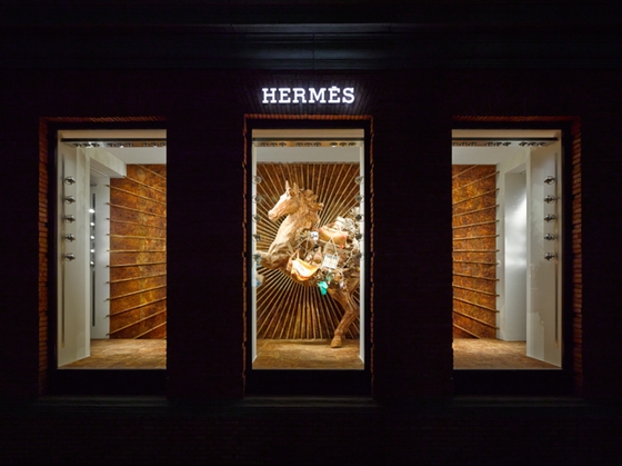 Модный дом Hermès: тесно связанный с лошадью