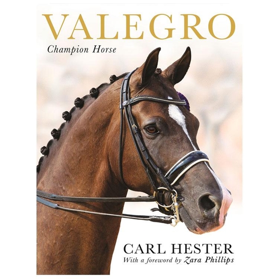 Книга о лучшей лошади современной выездки поступила в продажу