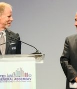 Марк Самуэль официально вступает в президентскую гонку FEI